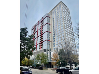 Beach Condo For Sale in Chicago, Illinois