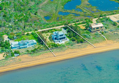 Beach Home For Sale in Amagansett, New York