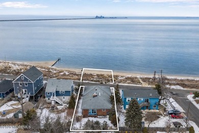 Beach Home Sale Pending in Leonardo, New Jersey