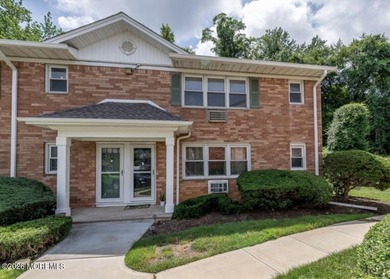 Beach Condo Sale Pending in Atlantic Highlands, New Jersey