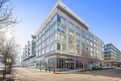 Beach Condo For Sale in Weehawken, New Jersey