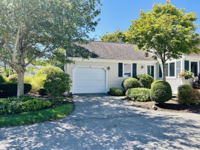 Beach Condo For Sale in Mashpee, Massachusetts