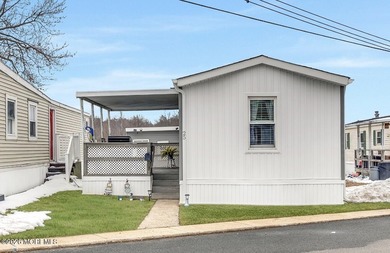 Beach Home Sale Pending in Hazlet, New Jersey