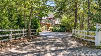 Beach Home For Sale in East Quogue, New York