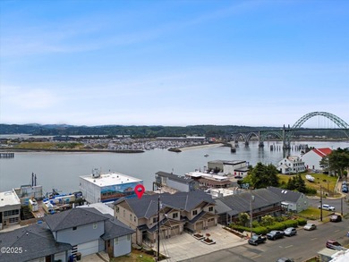 Beach Townhome/Townhouse For Sale in Newport, Oregon