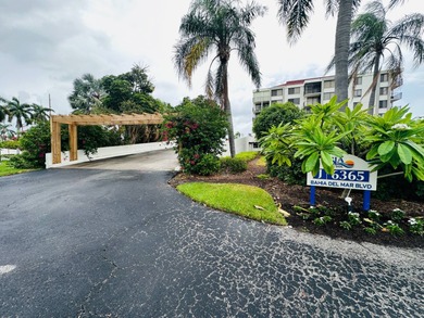 Beach Condo For Sale in St. Petersburg, Florida