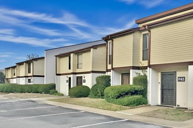 Beach Townhome/Townhouse For Sale in North Myrtle Beach, South Carolina