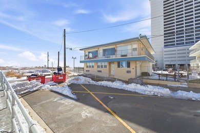 Beach Condo For Sale in Atlantic City, New Jersey