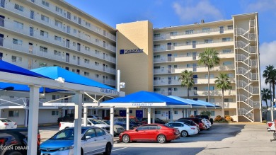 Beach Condo For Sale in Daytona Beach, Florida