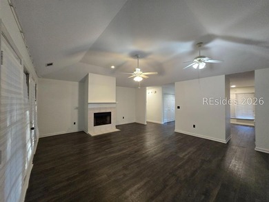 Beach Home For Sale in Beaufort, South Carolina