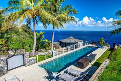 Beach Home For Sale in Ookala, Hawaii