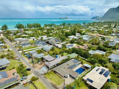 Beach Home For Sale in Waimanalo, Hawaii