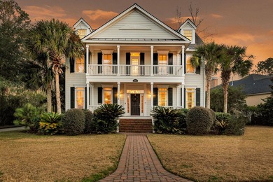 Beach Home For Sale in Mount Pleasant, South Carolina