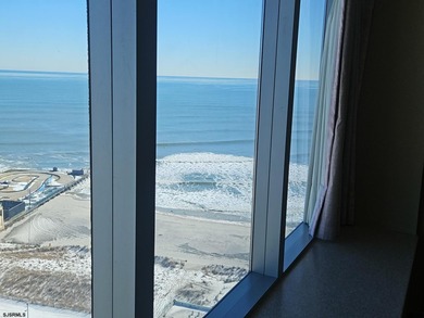 Beach Condo For Sale in Atlantic City, New Jersey