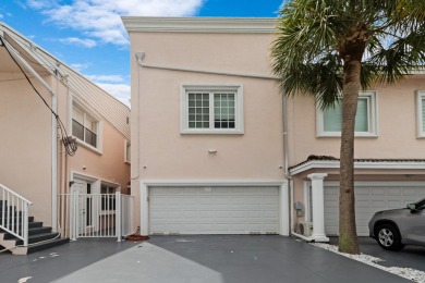 Beach Townhome/Townhouse For Sale in Fort Lauderdale, Florida