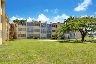 Beach Condo For Sale in Miami, Florida