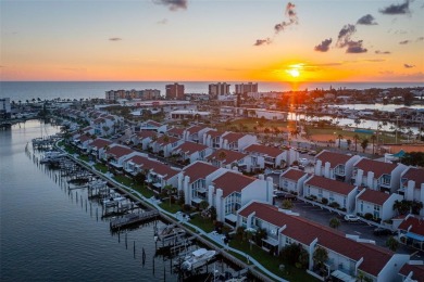 Beach Condo For Sale in Madeira Beach, Florida