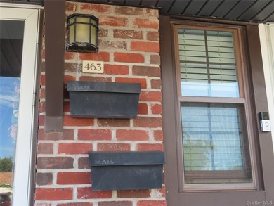 Beach Condo For Sale in Copiague, New York