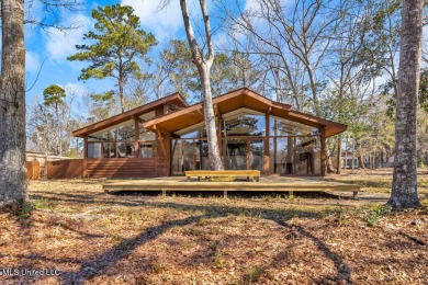 Beach Home For Sale in Gautier, Mississippi