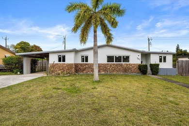 Beach Home For Sale in West Palm Beach, Florida