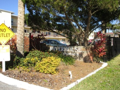 Beach Condo For Sale in Daytona Beach, Florida