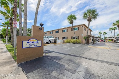 Beach Condo For Sale in Daytona Beach, Florida