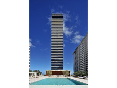 Beach Condo For Sale in Hallandale Beach, Florida