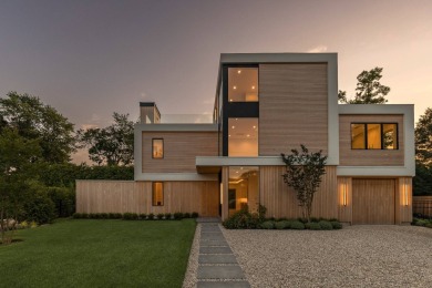 Beach Home For Sale in Sag Harbor, New York