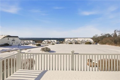 Beach Condo Sale Pending in Portsmouth, Rhode Island