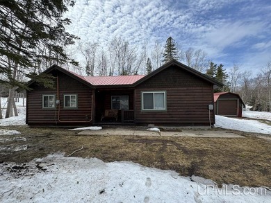Beach Home For Sale in Grand Marais, Michigan