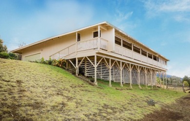 Beach Home For Sale in Kula, Hawaii