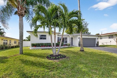 Beach Home Active Under Contract in Boynton Beach, Florida
