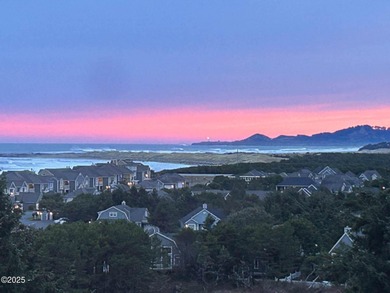 Beach Home For Sale in South Beach, Oregon