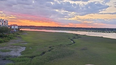 Beach Condo For Sale in Hilton Head Island, South Carolina