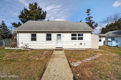 Beach Home Sale Pending in Brick, New Jersey
