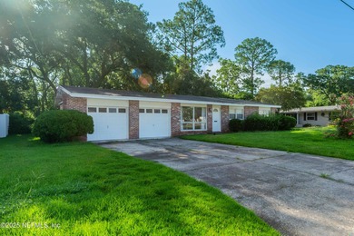 Beach Home Active Under Contract in Jacksonville, Florida