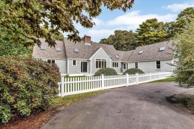 Beach Home For Sale in Cotuit, Massachusetts