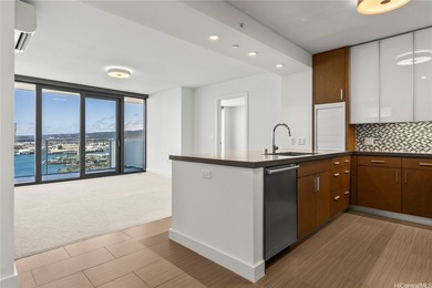 Beach Condo For Sale in Honolulu, Hawaii