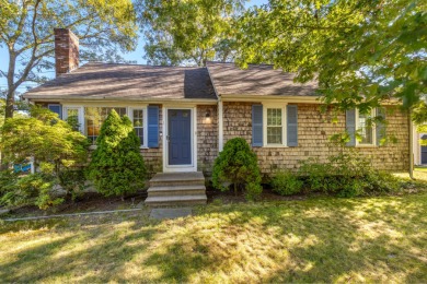 Beach Home For Sale in South Dennis, Massachusetts