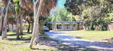 Beach Home For Sale in Sarasota, Florida