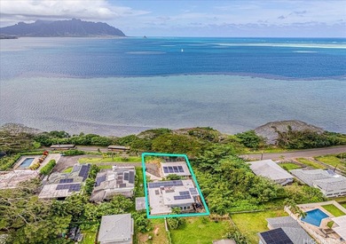 Beach Home For Sale in Kaneohe, Hawaii