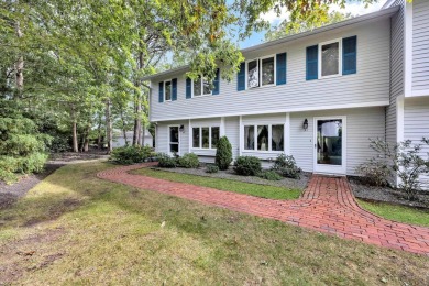 Beach Condo For Sale in Mashpee, Massachusetts