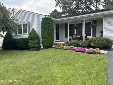 Beach Home For Sale in Stafford, New Jersey