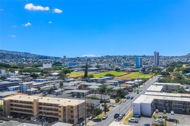Beach Condo For Sale in Honolulu, Hawaii