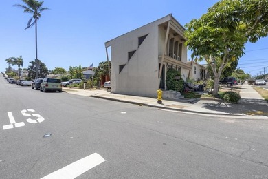 Beach Townhome/Townhouse For Sale in San Diego, California