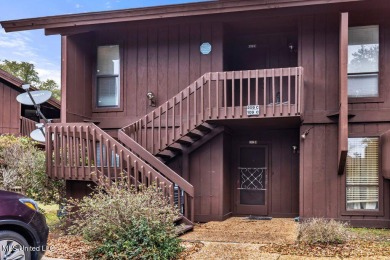 Beach Condo For Sale in Diamondhead, Mississippi
