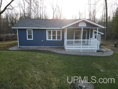 Beach Home Active Under Contract in Menominee, Michigan