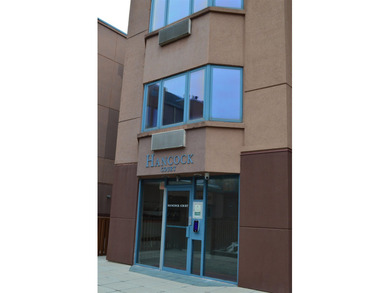 Beach Condo For Sale in Edgewater, New Jersey