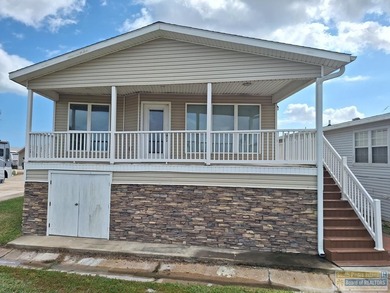 Beach Home For Sale in Port Isabel, Texas