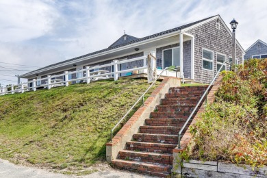 Beach Condo For Sale in Truro, Massachusetts